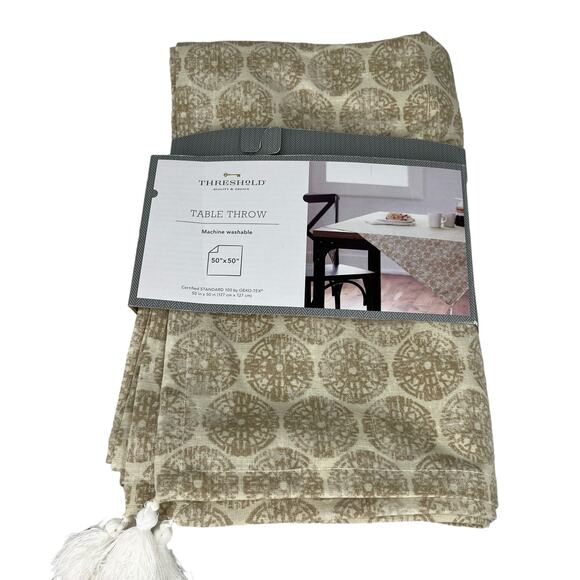Threshold Table Throw Tablecloth Scarf Beige Medallion Ikat Table 50" x 50" New - Picture 11 of 11